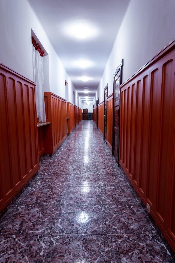 Palac W Czyzowie Szlacheckim Czyzow Szlachecki Exterior foto
